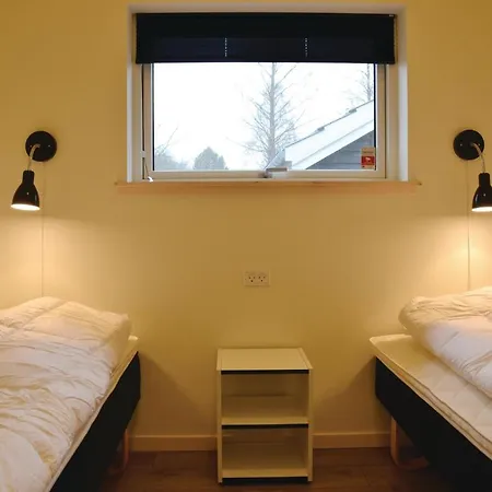 Four-bedroom Holiday In * Dronningmølle