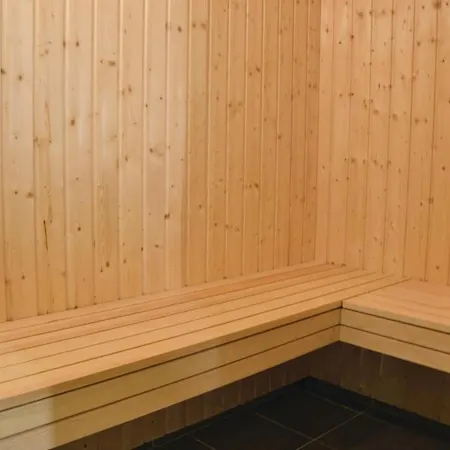 Four-bedroom Holiday In 펜션 *